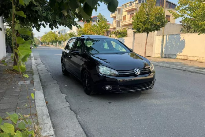 Auto in Vendita a Tirana, Volkswagen, 2011 Diesel,Kambio Automatik Pagamento 6,500  Euro.