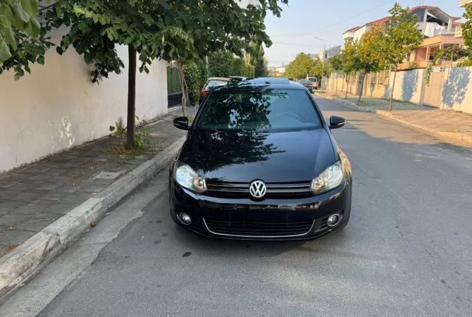 Auto in Vendita a Tirana, Volkswagen, 2011 Diesel,Kambio Automatik Pagamento 6,500  Euro.