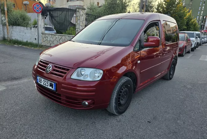 🚗 Shitet Caddy 1.9 Naftë Automat