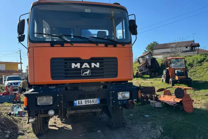 Auto in Vendita a Tirana - 27,000 Euro