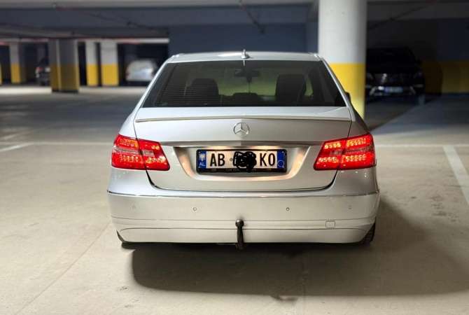 Auto in Vendita a Tirana, Mercedes-Benz, 2009 Diesel,Kambio Automatik Pagamento 8,500  Euro.