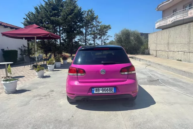 Auto in Vendita a Tirana, Volkswagen, 2010 gasoline-gas,Kambio Automatik Pagamento 6,000  Euro.