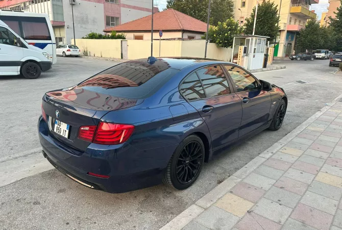 Auto in Vendita a Tirana, BMW, 2013 gasoline-gas,Kambio Automatik Pagamento 7,900  Euro.