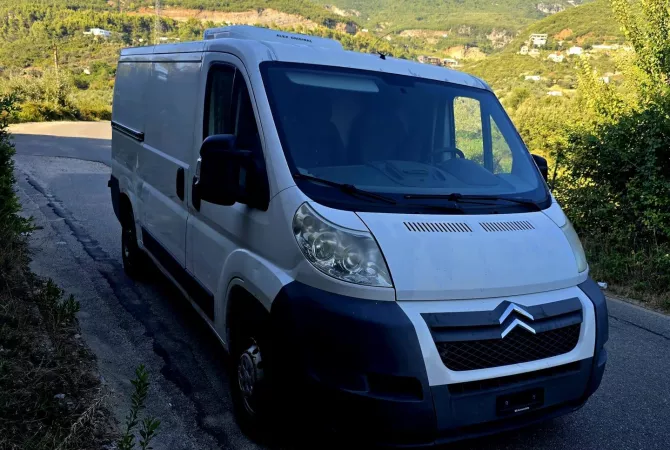 Auto in Vendita a Tirana, Citroen, 2012 Diesel,Kambio Manual Pagamento 630,000  Leke.