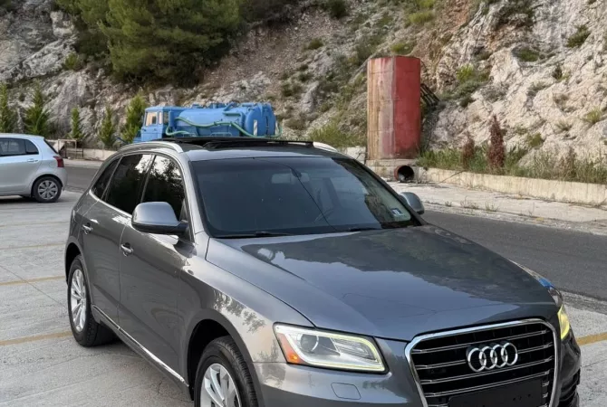 Auto in Vendita a Tirana, Audi, 2013 Benzine,Kambio Automatik Pagamento 9,000  Euro.