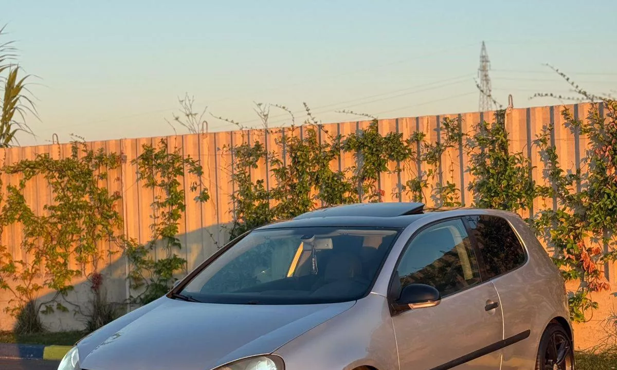 Auto in Vendita a Tirana, Volkswagen, 2006 Diesel,Kambio Manual Pagamento 3,300  Euro.