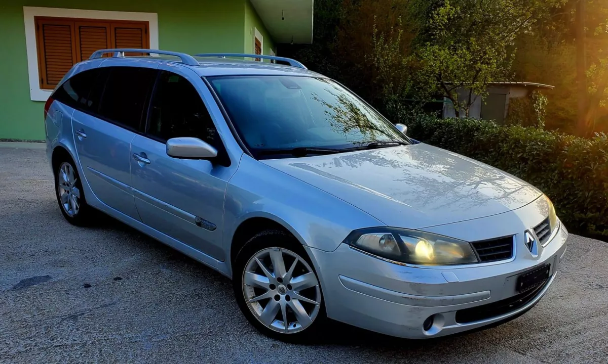 Auto in Vendita a Tirana, Renault, 2007 Diesel,Kambio Automatik Pagamento 3,000  Euro.
