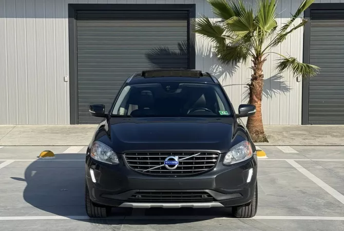 Auto in Vendita a Tirana, Volvo, 2016 Benzine,Kambio Automatik Pagamento 9,900  Euro.