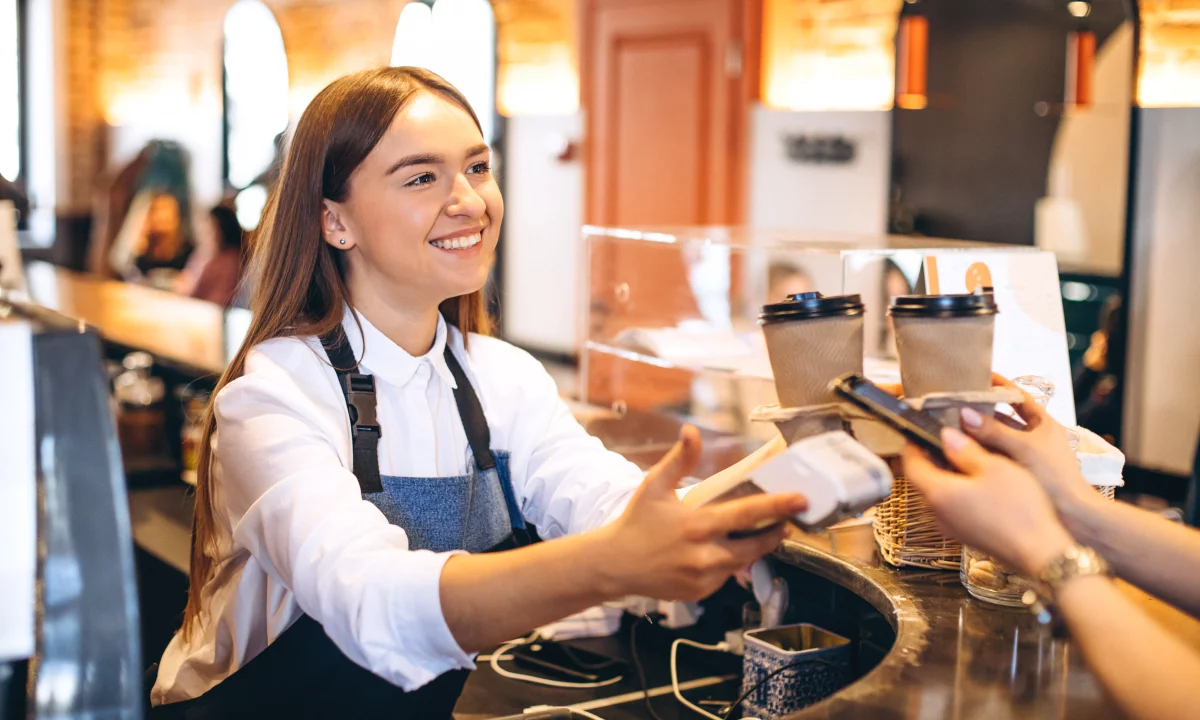 Job Offers in Saranda, Profession Punonjese per mirembajtje dhe Shitese , Beginner/Little experience, Payment By Agreement.