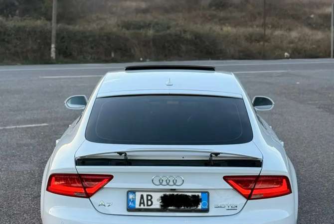 Makina ne shitje ne Tirane, Audi, 2014 Diesel,Kambio Automatik Pagesa 11,799  Euro.