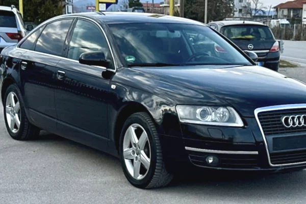 Makina ne shitje ne Tirane - 4,300 Euro