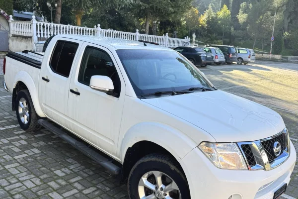 Makina ne shitje ne Tirane - 11,500 Euro