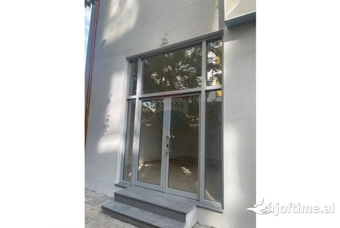 Business Property in Sale 1+1 in Tirana - 99,000 Euro