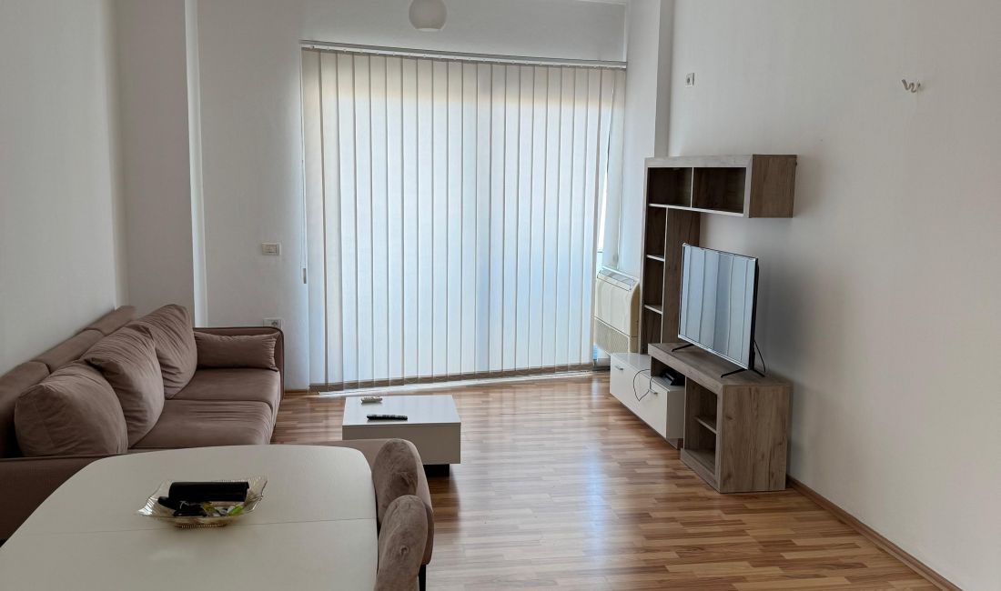 Shtepi me qera Apartament ne Tirane, 2+1, Mobilimi E mobiluar, Pagesa 40,000  Leke.