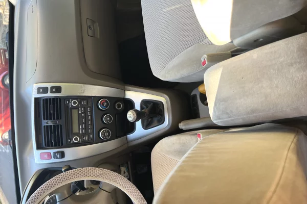 Makina ne shitje ne Tirane, Hyundai, 2008 gasoline-gas,Kambio Manual Pagesa 400,000  Leke.