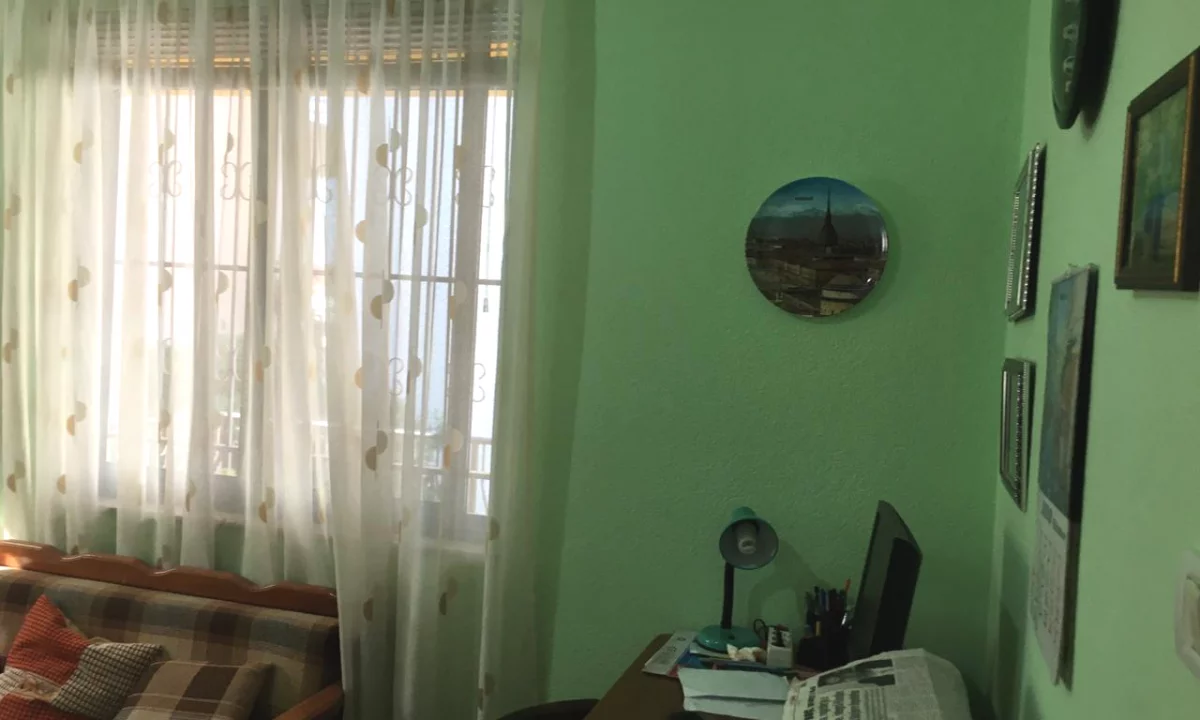 Shtepi me qera Apartament ne Tirane, 2+1, Mobilimi E mobiluar, Pagesa 39,000  Leke.