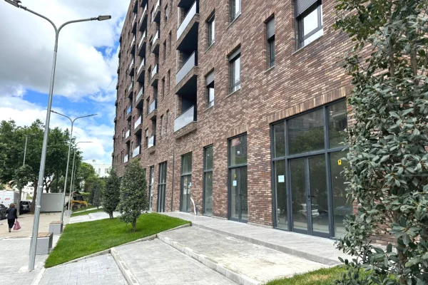Shtepi me qera Apartament ne Tirane, 2+1, Mobilimi Pjeserisht e mobiluar, Pagesa 500  Euro.