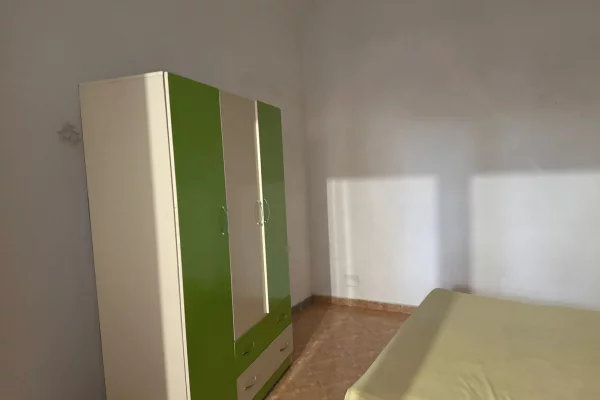 Shtepi me qera Shtepi Private ne Tirane, Garsoniere, Mobilimi E mobiluar, Pagesa 26,000  Leke.