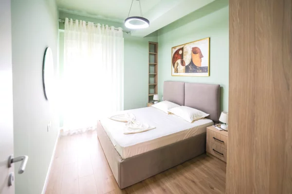 Shtepi ne shitje Apartament ne Tirane, 1+1, Mobilimi E mobiluar, Pagesa 115,000  Euro.