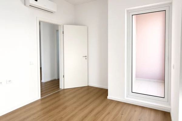 Shtepi me qera Apartament ne Tirane, 1+1, Mobilimi Bosh, pa mobiluar, Pagesa 35,000  Leke.