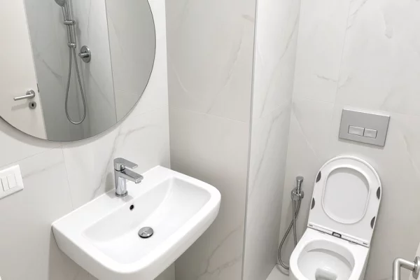 Shtepi me qera Apartament ne Tirane, 1+1, Mobilimi E mobiluar, Pagesa 45,000  Leke.
