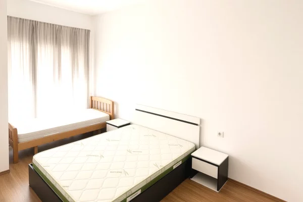 Shtepi ne shitje Apartament ne Tirane, 1+1, Mobilimi E mobiluar, Pagesa 11,500,000  Leke.