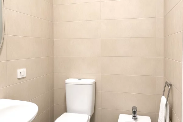 Shtepi ne shitje Apartament ne Tirane, 2+1, Mobilimi E mobiluar, Pagesa 180,000  Euro.