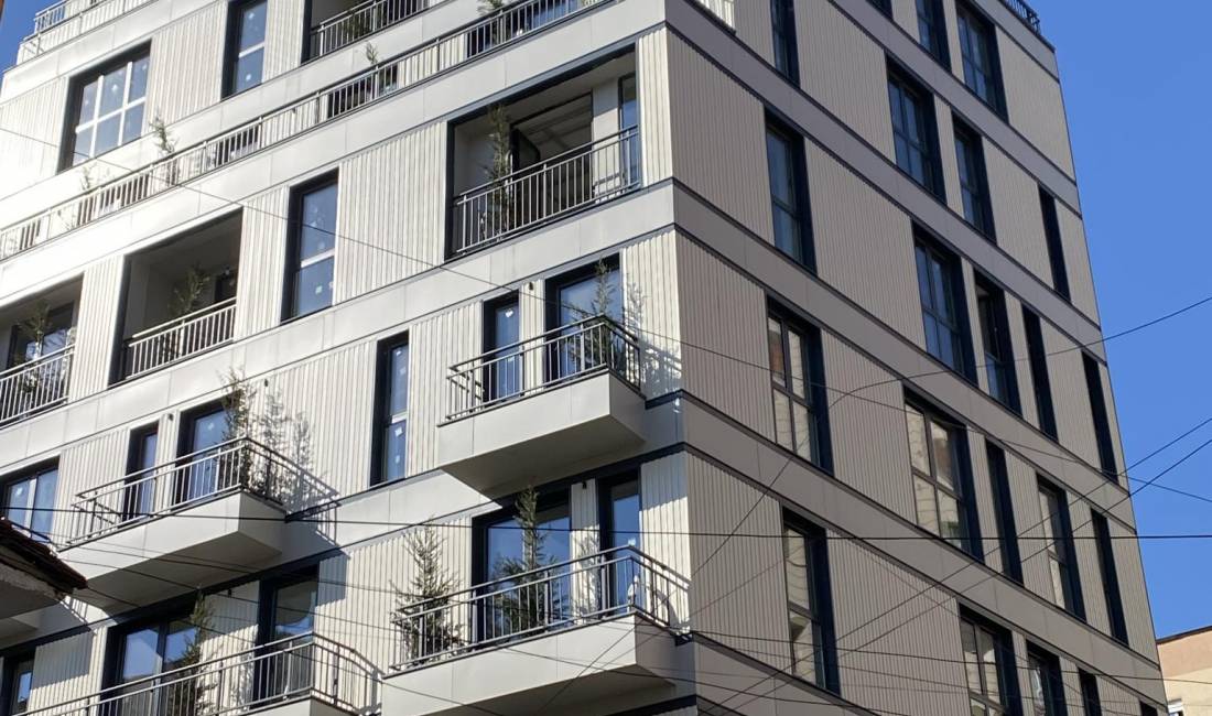  2+1+2  Me Post Parkimi QERA - Pallat 2024