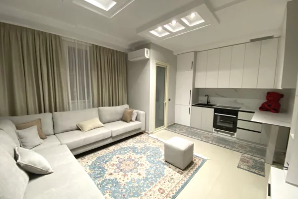 QERA - Super Apartament 2+1 me Ballkon (mundesi parkimi pa pages)