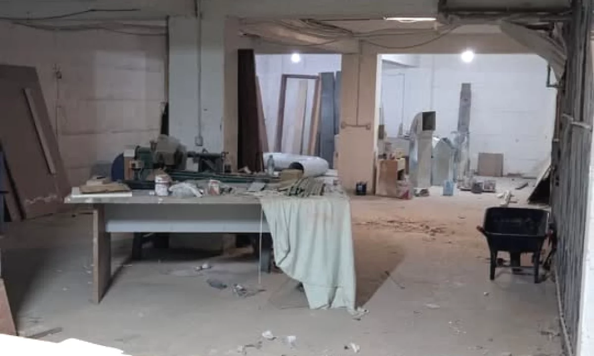 Jepet Ambient/Magazine me Qera