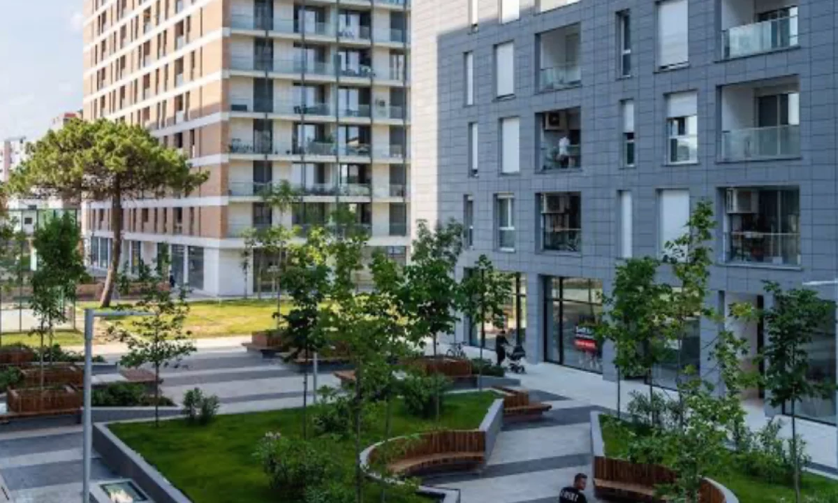 Shtepi me qera Apartament ne Tirane, 2+1, Mobilimi E mobiluar, Pagesa 75,000  Leke.