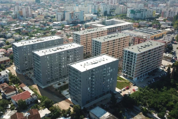 Shtepi me qera Apartament ne Tirane, 2+1, Mobilimi E mobiluar, Pagesa 75,000  Leke.