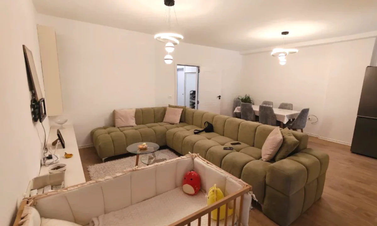 Shtepi me qera Apartament ne Tirane, 2+1, Mobilimi E mobiluar, Pagesa 50,000  Leke.