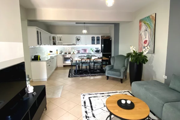 Shtepi ne shitje 2+1 ne Tirane - 285,000 Euro