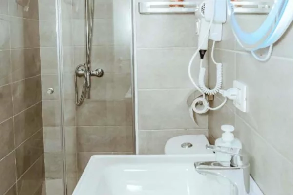 Shtepi ne shitje Apartament ne Tirane, 1+1, Mobilimi E mobiluar, Pagesa 7,000,000  Leke.