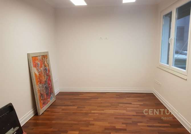 Ambient biznesi per qera me bllok