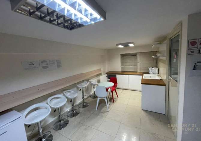 Jepet me qera ambient biznesi 