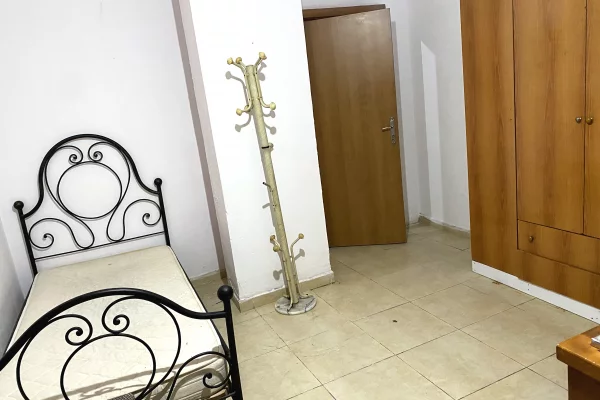 Shtepi me qera Apartament ne Tirane, Garsoniere, Mobilimi E mobiluar, Pagesa 150  Euro.