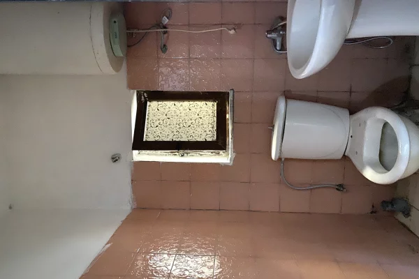 Shtepi me qera Apartament ne Tirane, Garsoniere, Mobilimi E mobiluar, Pagesa 150  Euro.