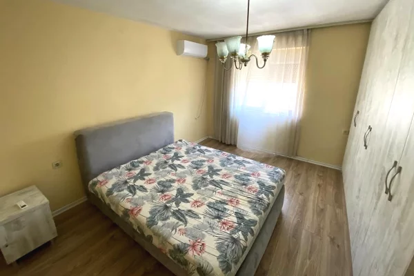 Shtepi me qera Apartament ne Tirane, 2+1, Mobilimi E mobiluar, Pagesa 47,000  Leke.