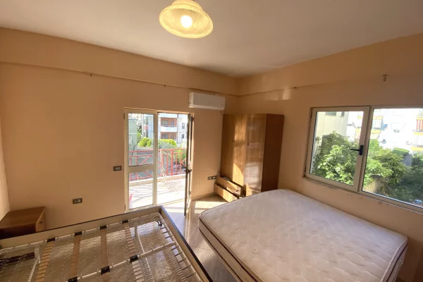 Shtepi me qera Apartament ne Tirane, 2+1, Mobilimi E mobiluar, Pagesa 45,000  Leke.