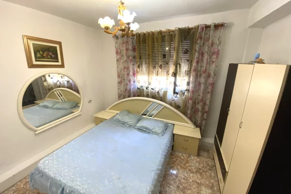 Shtepi me qera 1+1 ne Tirane - 30,000 Leke