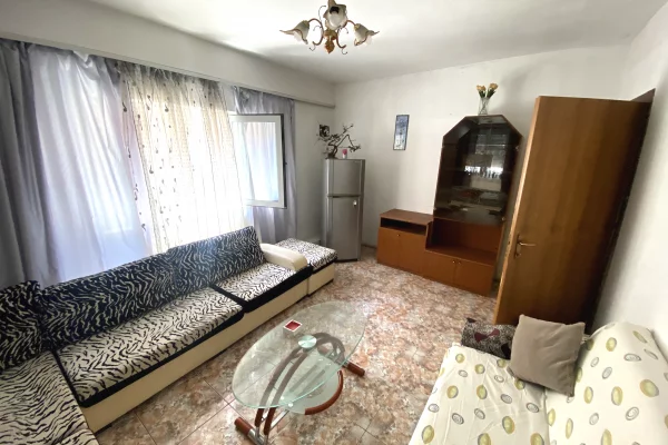 Shtepi me qera Apartament ne Tirane, 1+1, Mobilimi E mobiluar, Pagesa 30,000  Leke.
