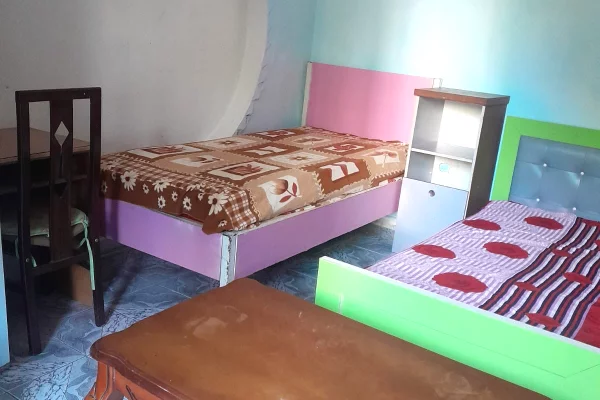 🏠 Shtëpi me qira te Pallati me Shigjeta