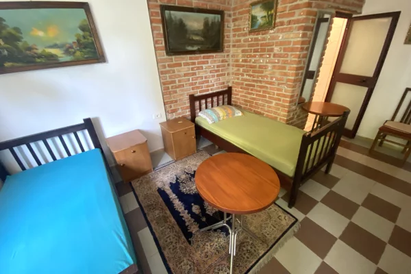 🏠 Garsionierë me qira në Qytet Studenti