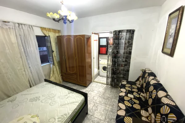 Shtepi me qera Shtepi Private ne Tirane, 1+1, Mobilimi E mobiluar, Pagesa 20,000  Leke.