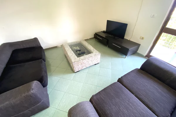 Villa di lusso in affitto a Tirana 2+1, Arredato