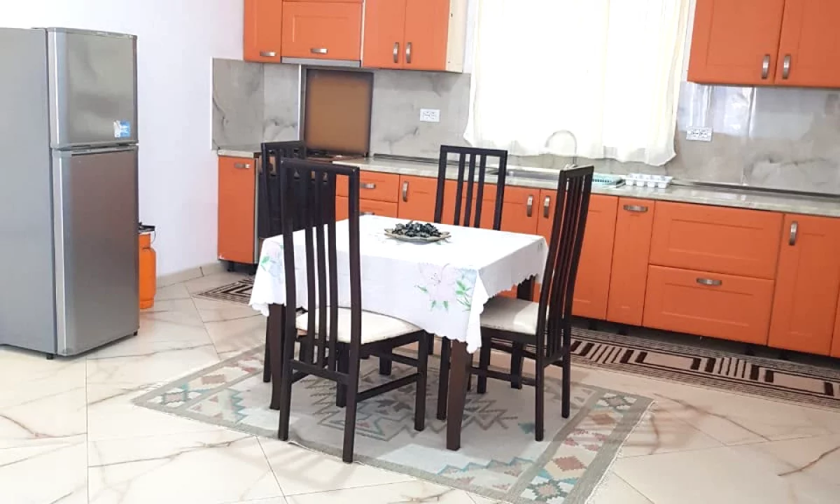 Villa di lusso in affitto a Tirana 2+1, Arredato