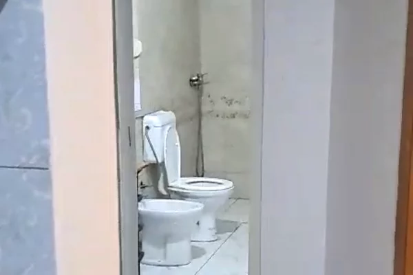 Shtepi me qera Shtepi Private ne Tirane, 1+1, Mobilimi E mobiluar, Pagesa 32,000  Leke.
