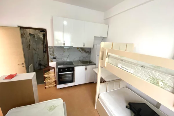 🏡✨ GARSONIERE ME QERA – QYTET STUDENTI ✨🏡